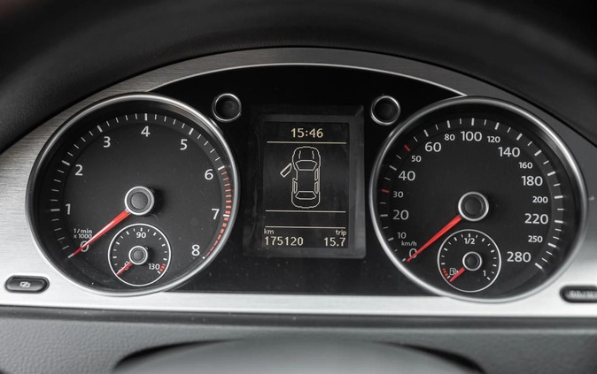 Volkswagen CC cena 34900 przebieg: 175200, rok produkcji 2009 z Ostrów Wielkopolski małe 379